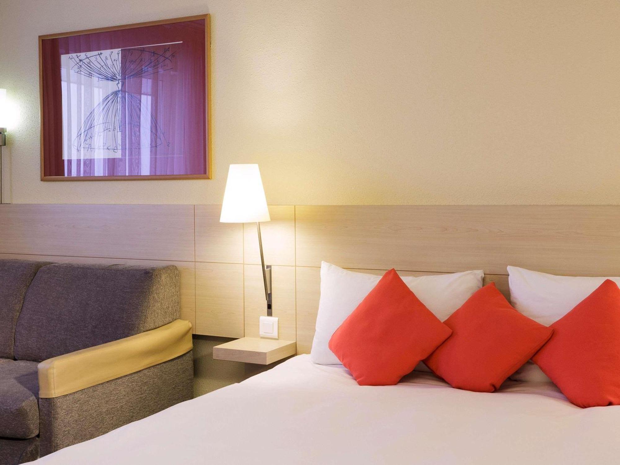 Novotel Milton Keynes Exteriér fotografie