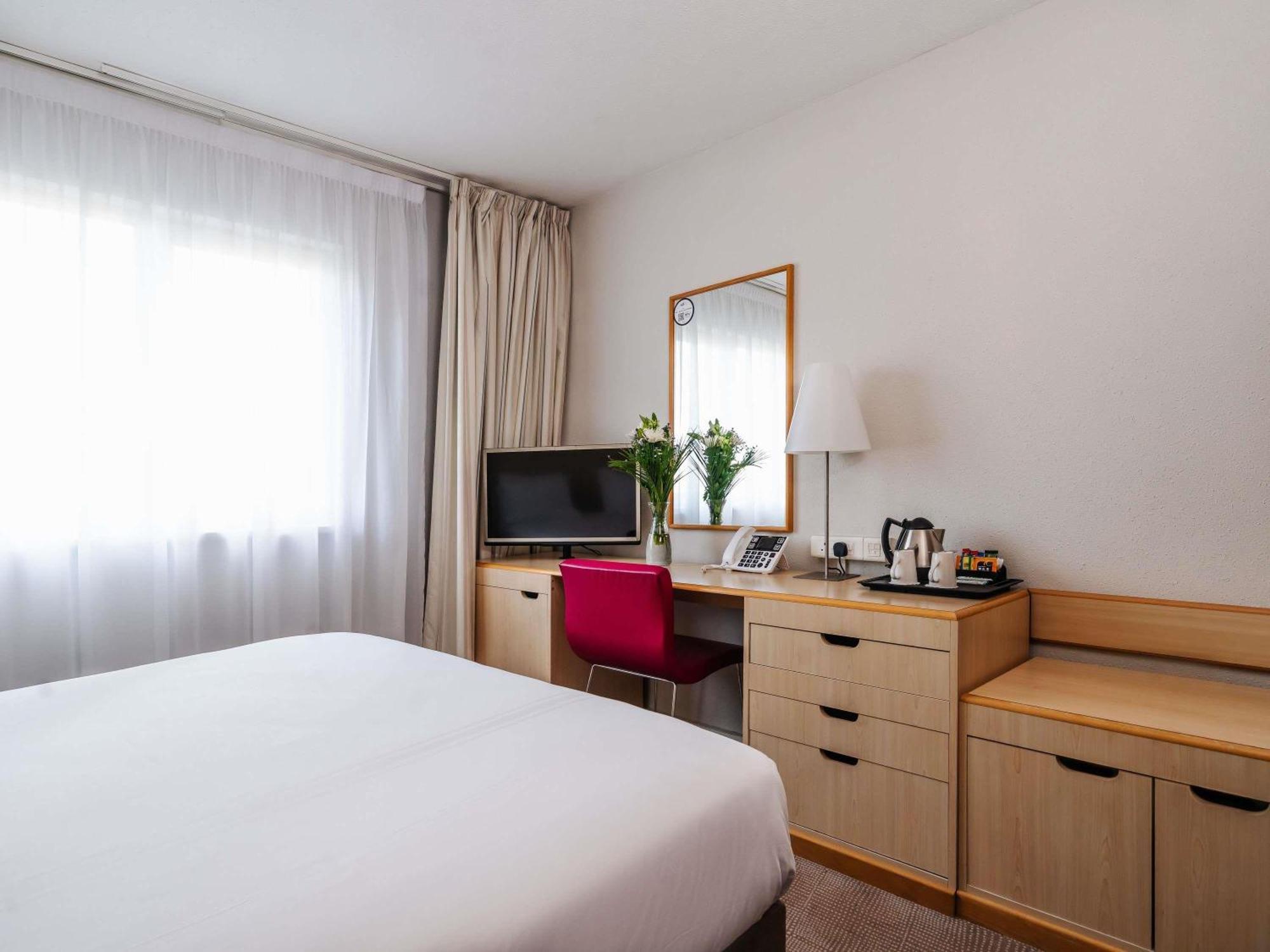 Novotel Milton Keynes Exteriér fotografie